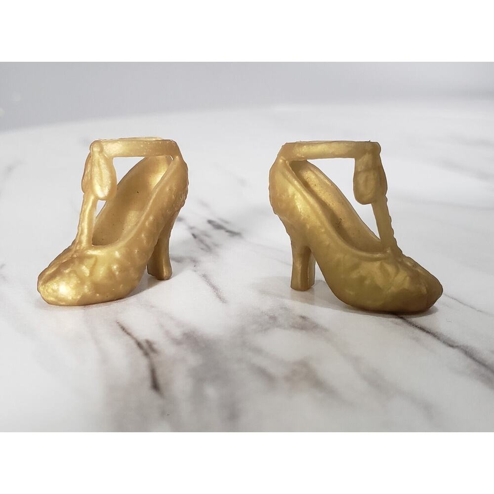 Hasbro‎ DISNEY Doll Shoes ROYAL SHIMMER PRINCESS GOLDEN ELENA SHOES Disney